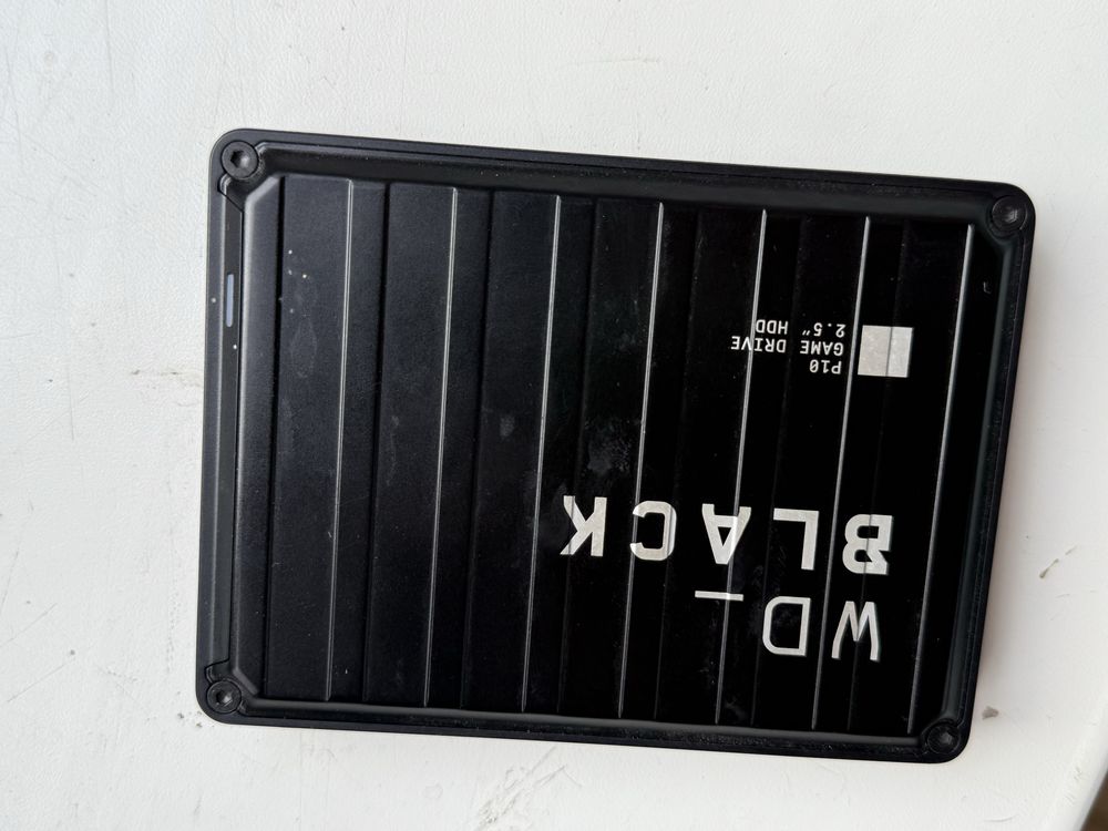 внешний жёсткий диск WD_BLACK P10.  4 ТБ