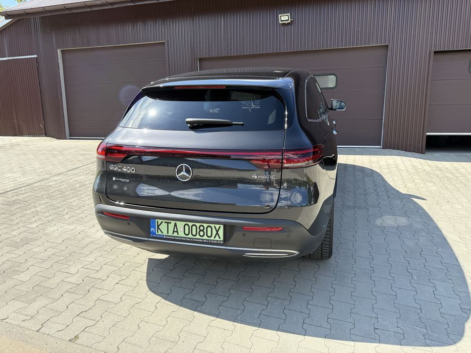 Mercedes Benz eqc400