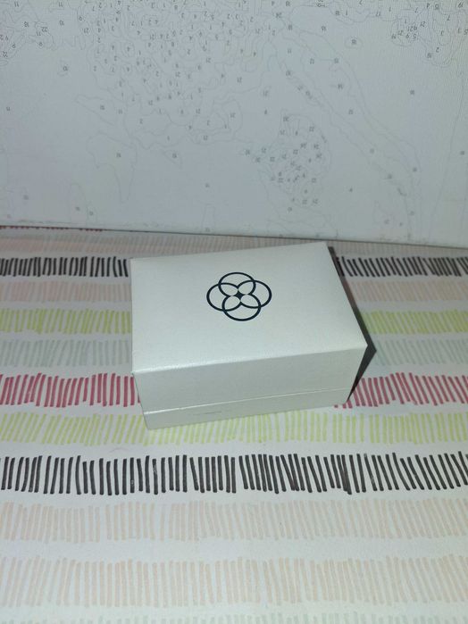 logowane pudełko na obrączki