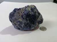 Naturalny kamień Sodalit w formie surowych brył nr 2