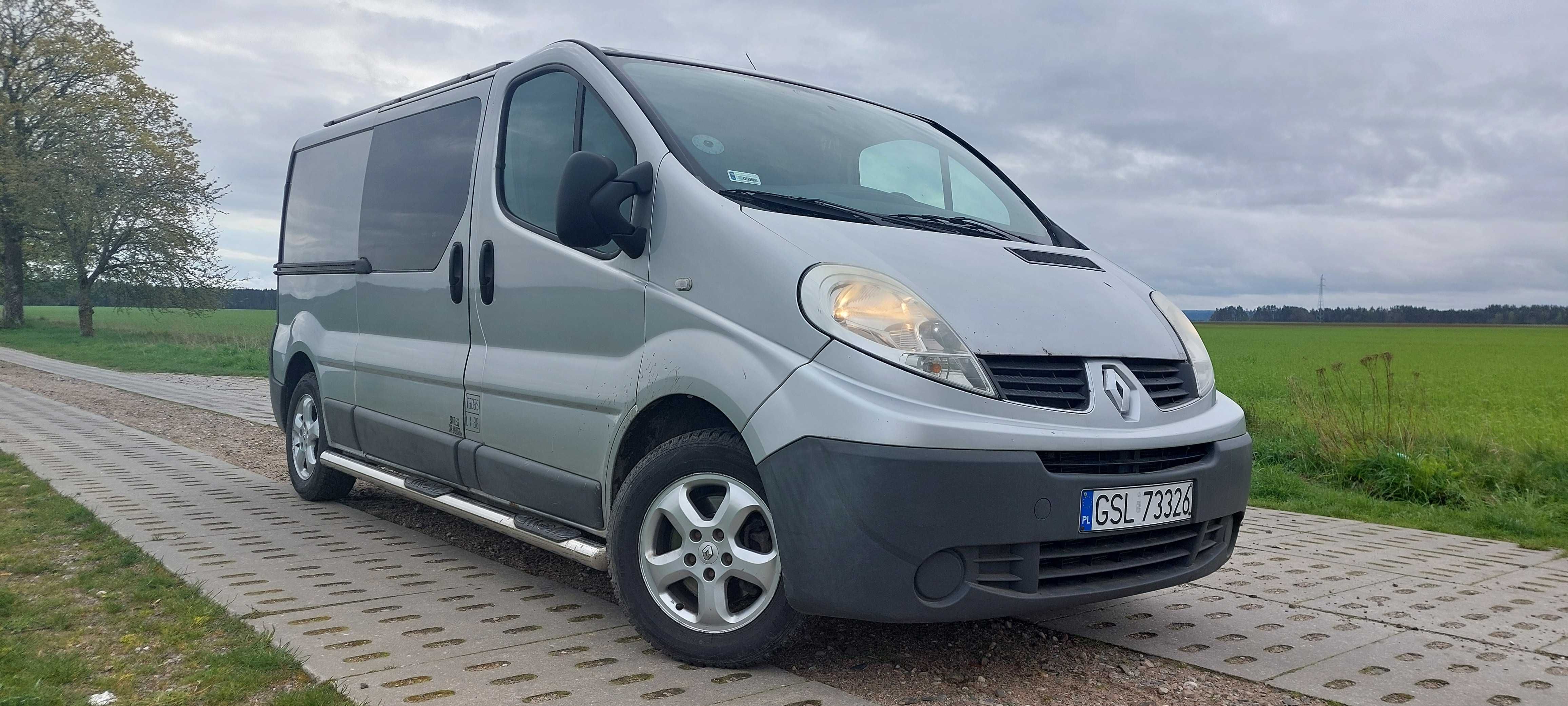 Renault trafic long  2.5DCI 2011r. webasto