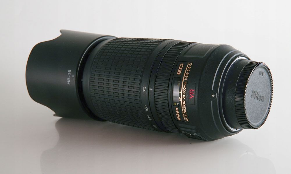 Obiektyw Nikkor AF-S 70-300 f/4.5-5.6G ED VR, stan bdb.