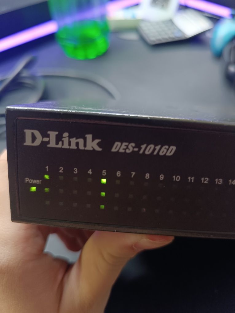 Switch 16 portów D-Link DES-1016D 10/100 Fast Ethernet Switch