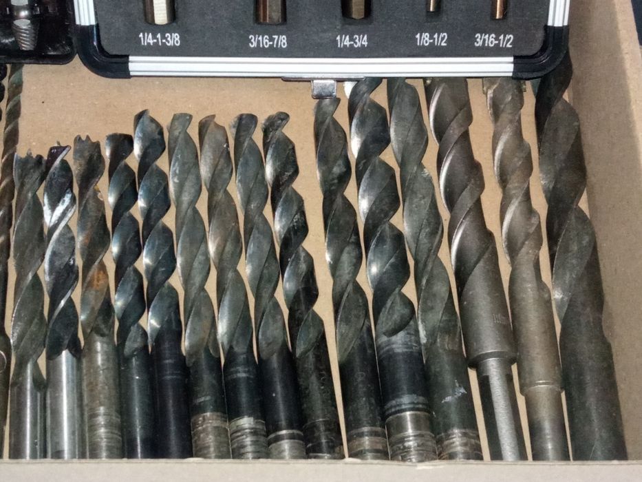 Zestaw wierteł do różnych zastosowań