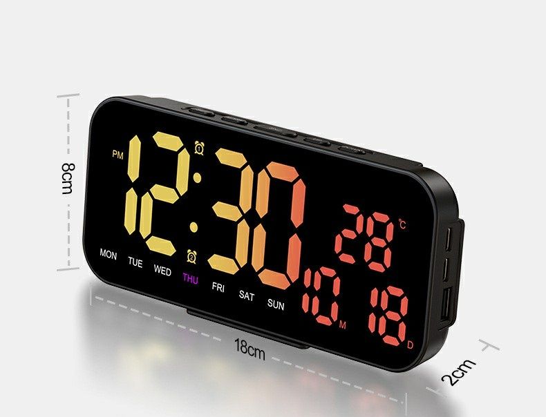 настільний електронний годинник