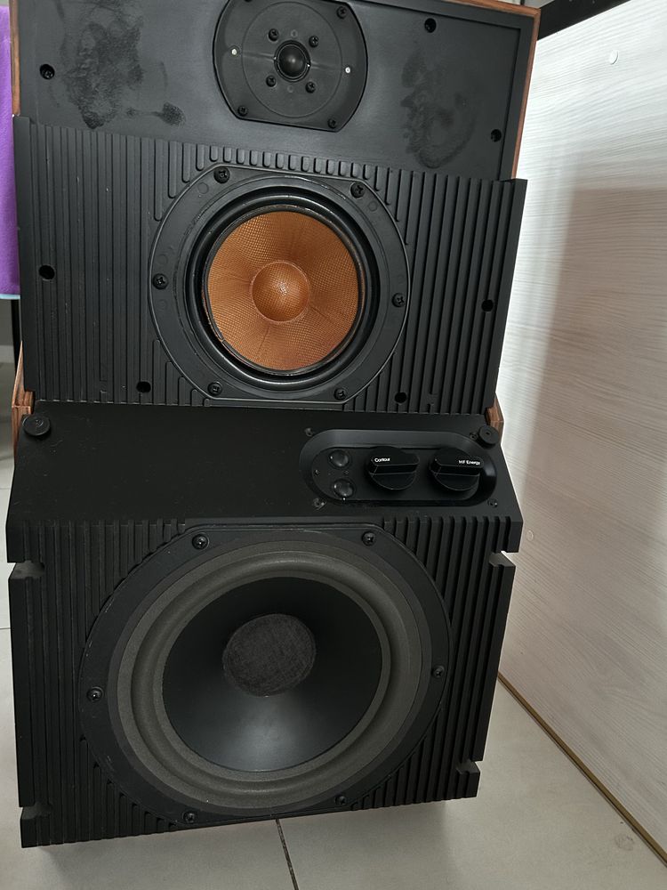 Kolumny głośnikowe Bowers&Wilkins Dm6 B&W DM6