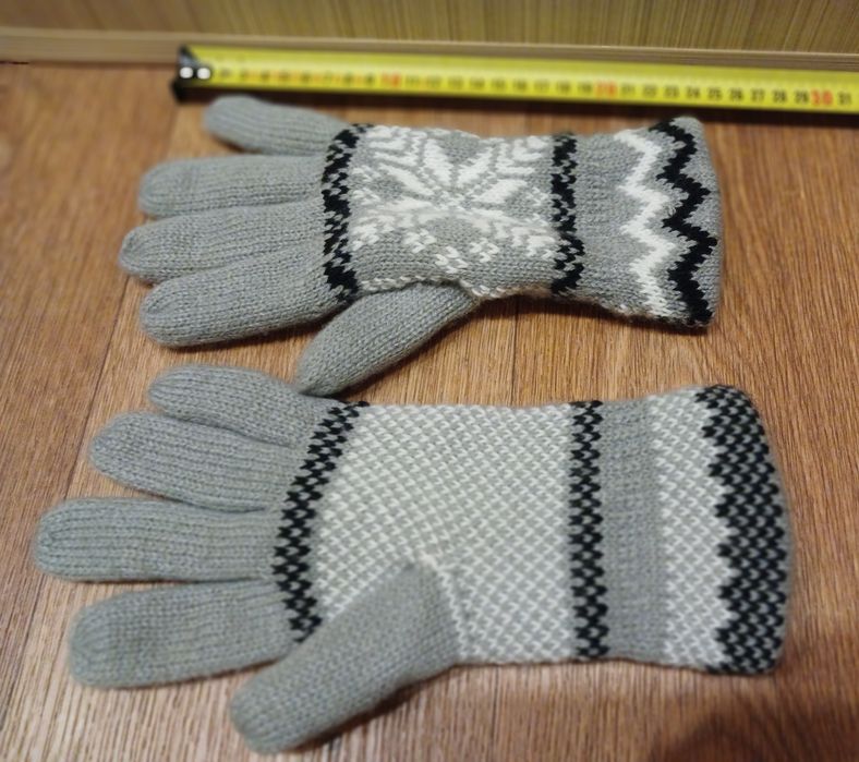 Рукавицы вязаные