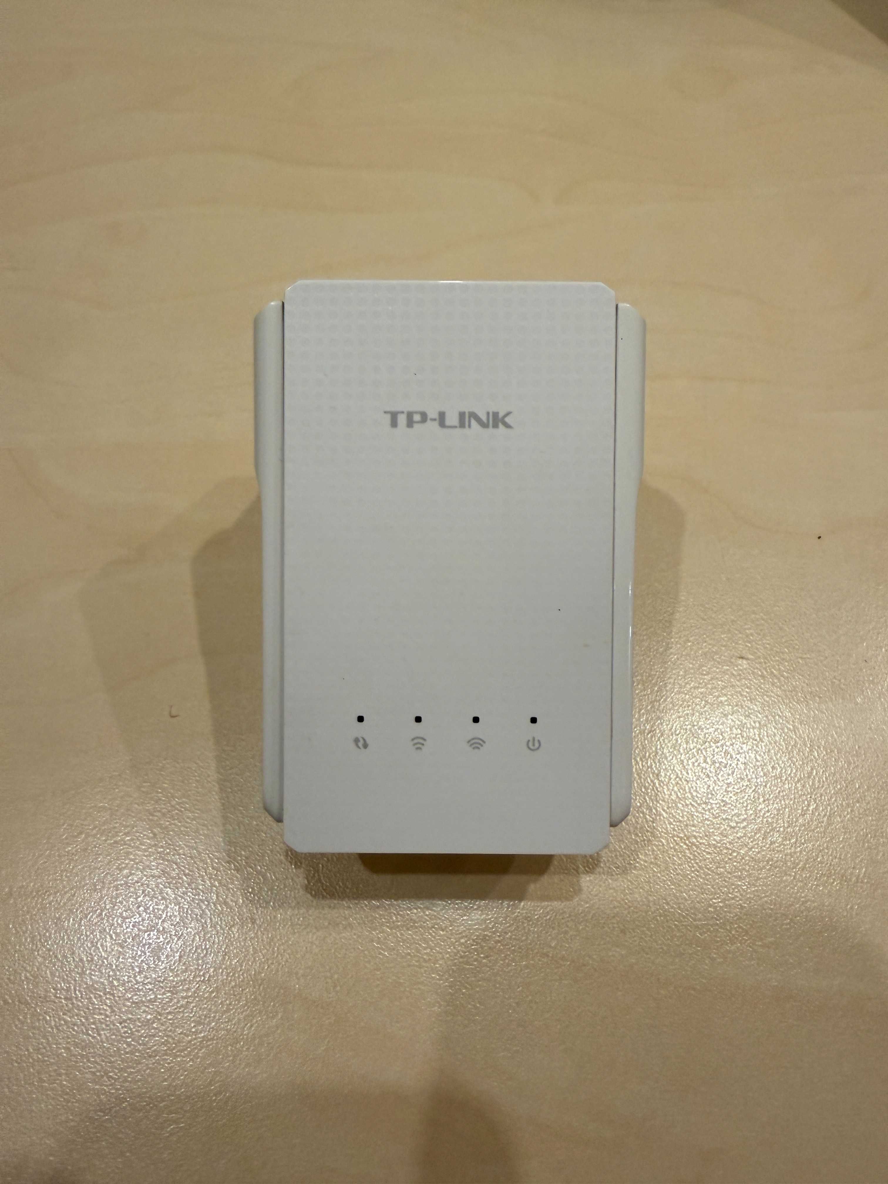 Ретранслятор TP-LINK AC750 RE210 WiFi Range Extender