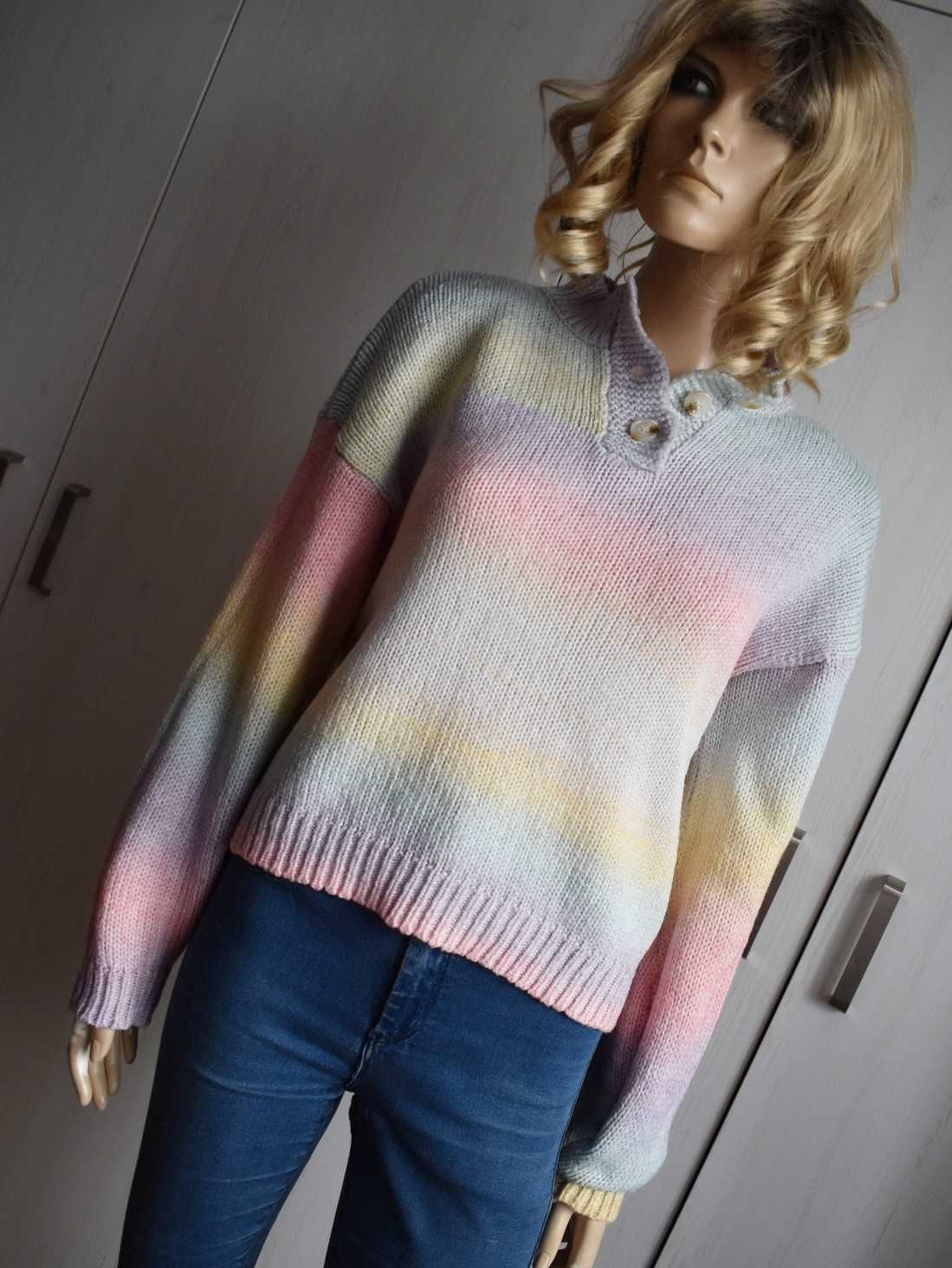 Sweter 38 M tęczowy kolorowy krótki oversize luźny dzianinowy oversizo
