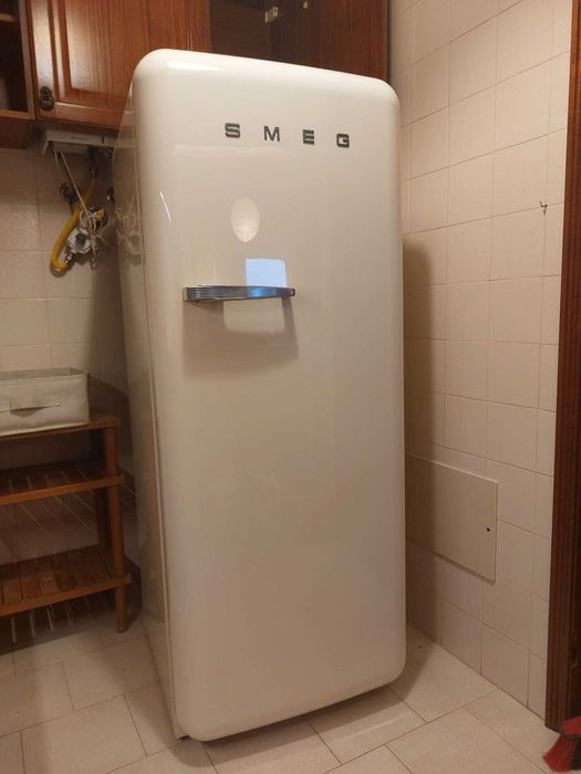 Frigorífico Smeg retro beje