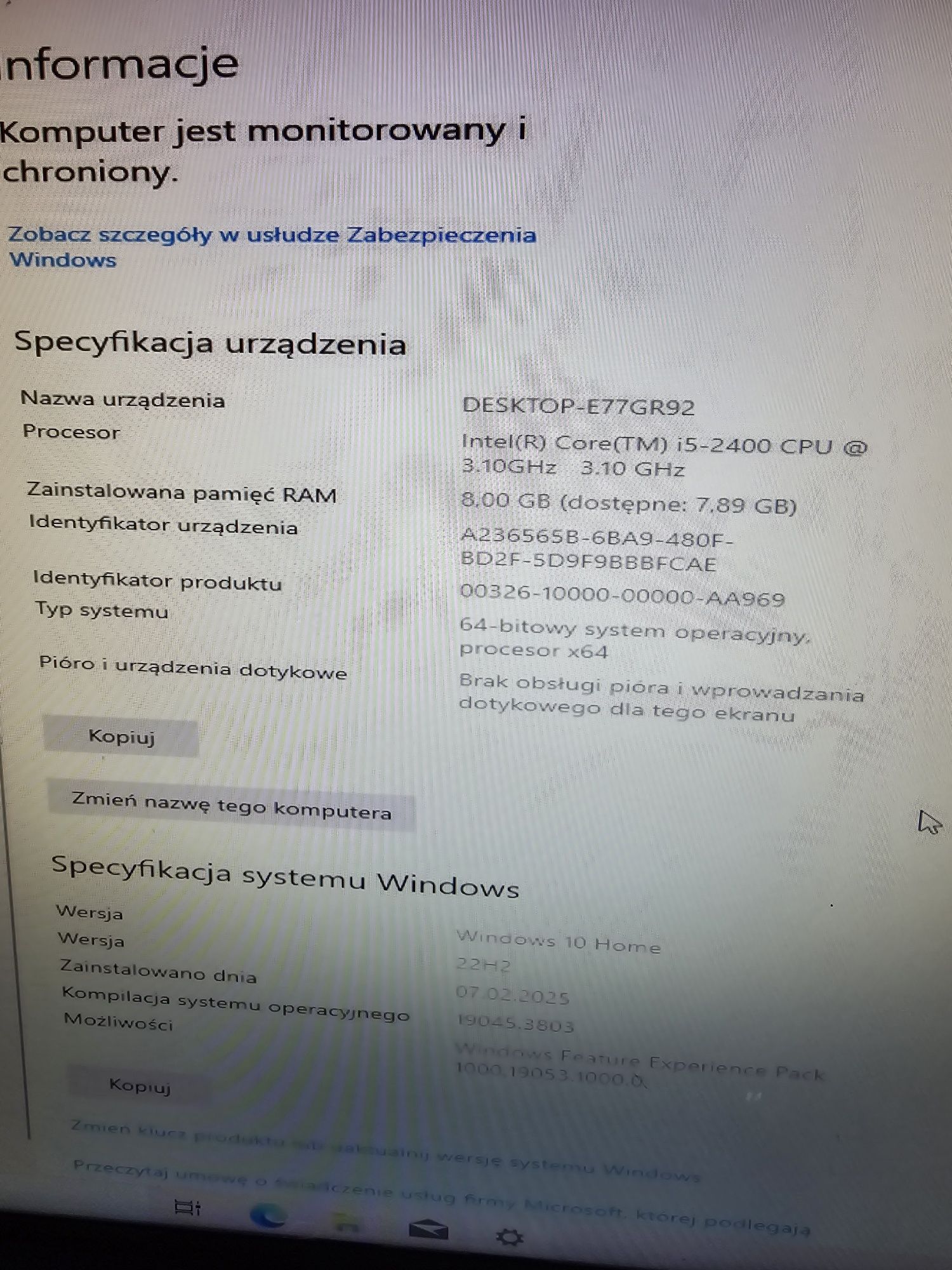 Komputer, monitor, nowy dysk SSD, mysz, klawiatura. Zestaw komputerowy