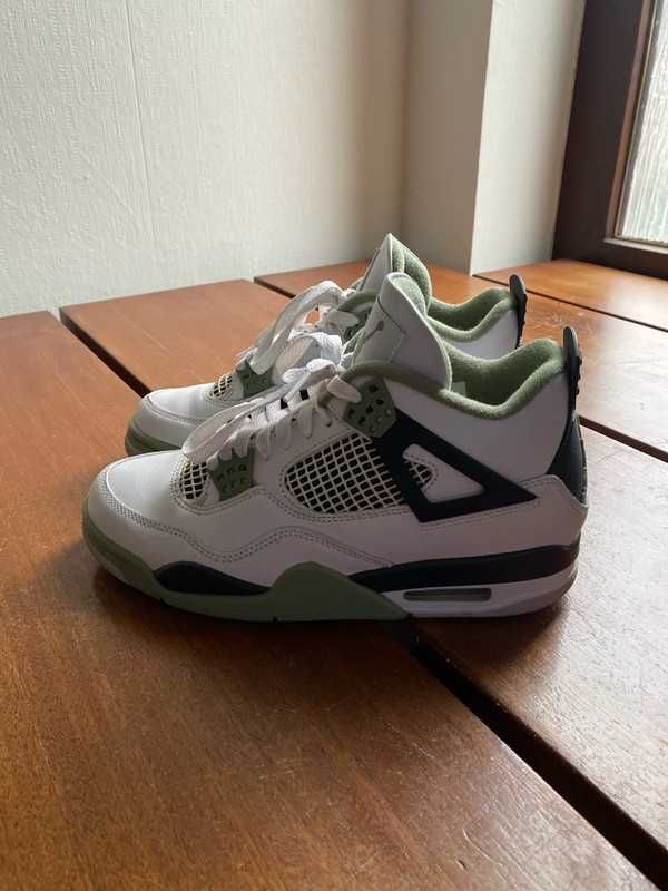 Biały\Powietrze*DamskieNikeAIrJordan4Retro UnisexTrampki 37.5