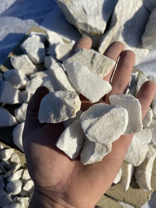 Крихта Мармур 25кг біла декоративна 1x2см ландшафтний камінь щебінь