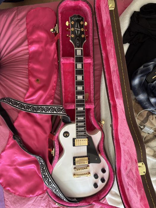 Epiphone Les Paul Custom + Case