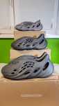 Yeezy Foam Runner - carbon/onyx/mxgranite