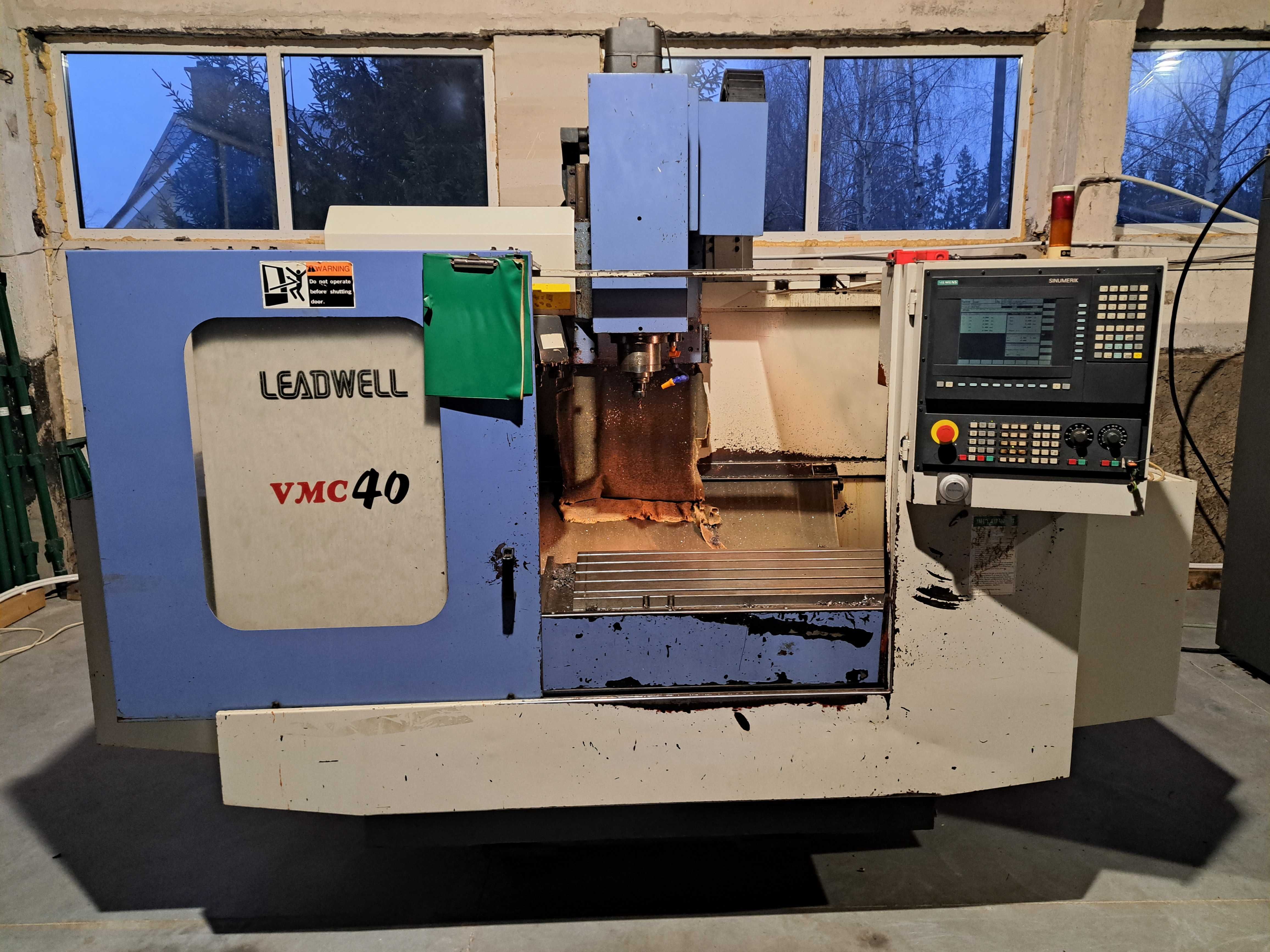 frezarka centrum obróbcze cnc leadwell vmc40