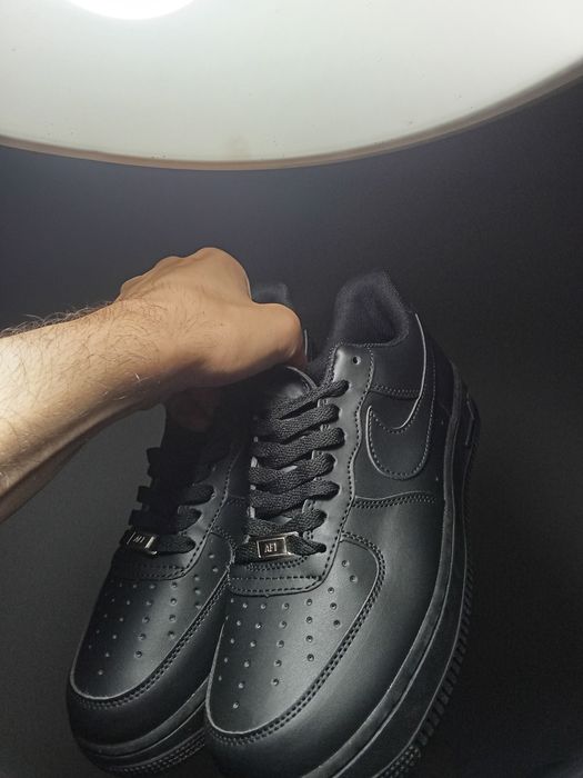 Nike Air Force 1 Black