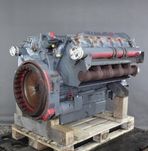 Silnik spalinowy - Deutz F10L513 - V10