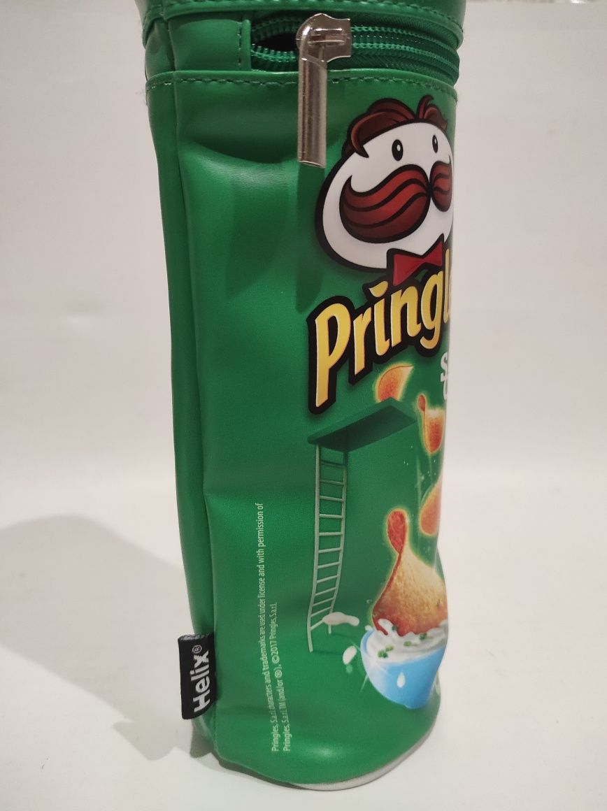 Пенал для шкільного приладдя Helix, у вигляді банки Pringles