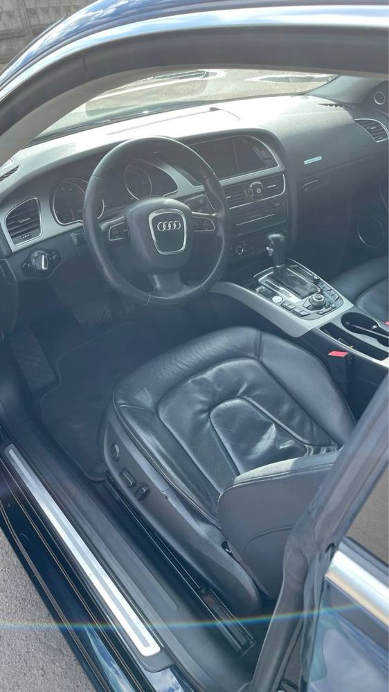 Audi a5 quattro.