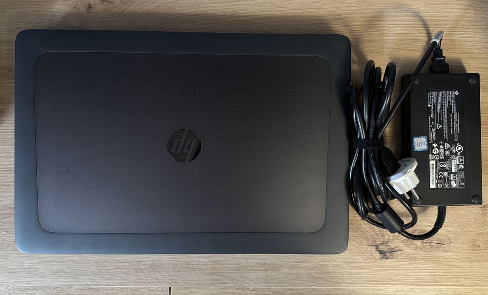 HP ZBook 17 G3 16/256 (gpu 4gb)