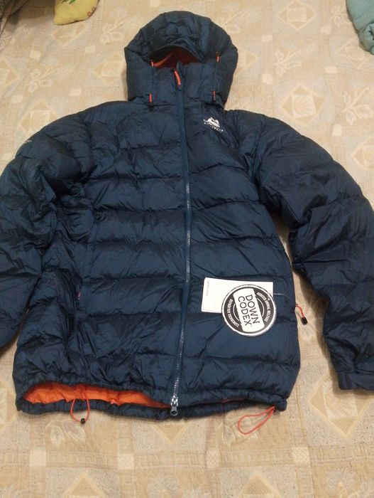 Куртка зимня, привезена з Ірландії