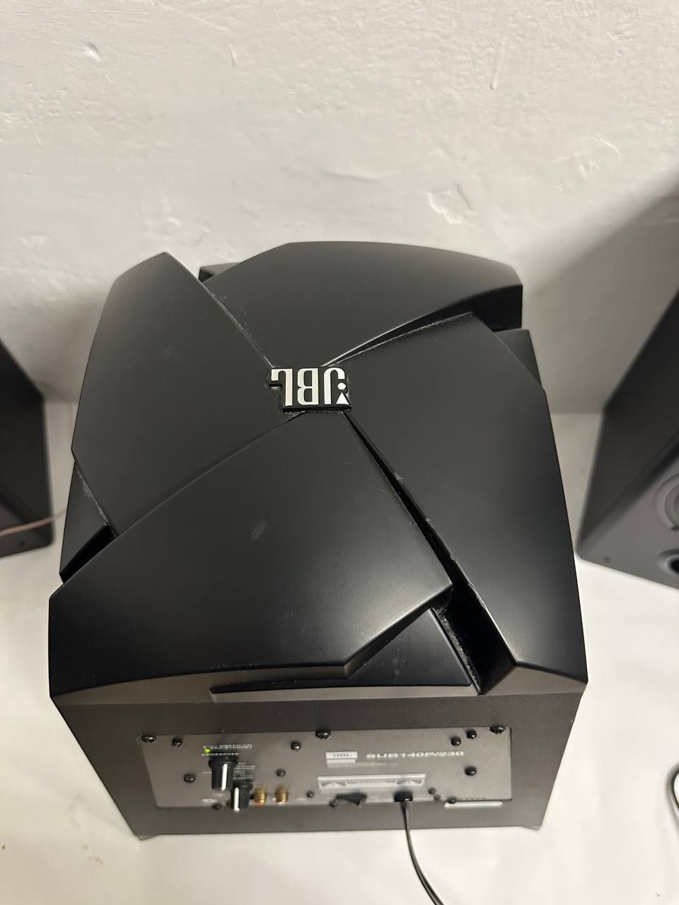 140 Watt! Subwoofer aktywny JBL SUB 140P/230,