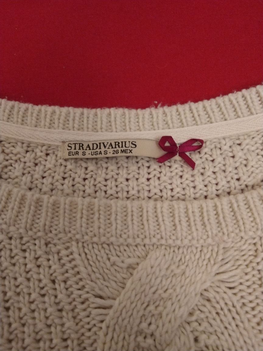Sweter Stradivarius ażurowy