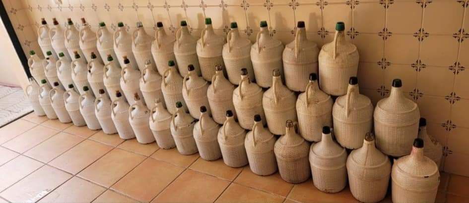Garrafões de 5 litros