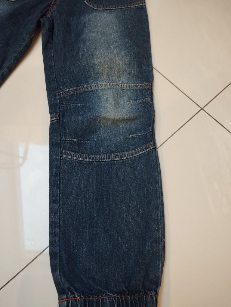 Spodnie dżinsowe na gumce