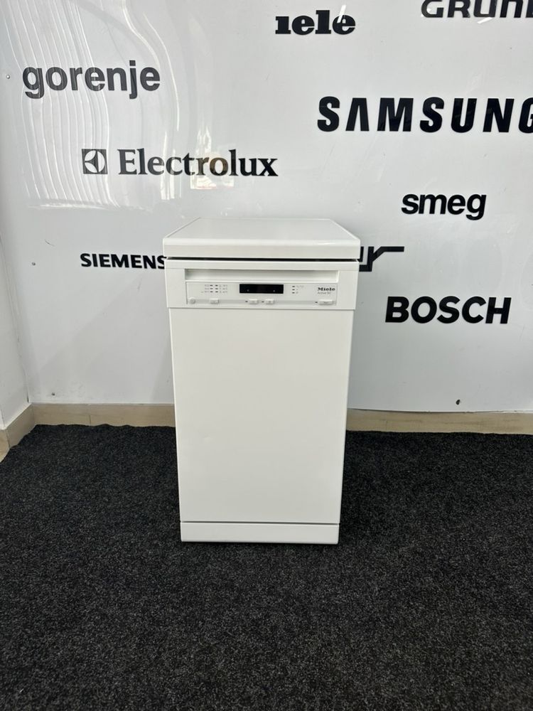 Посудомийна машина Міле G4620SC