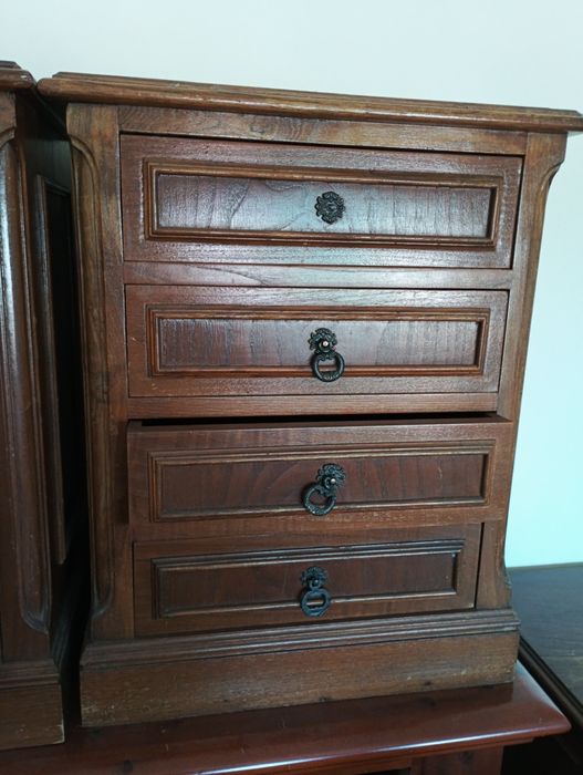 Móvel pequeno para arrumacao