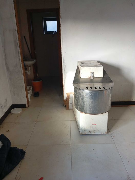 Vendo Amassadeira de padaria Pastelaria