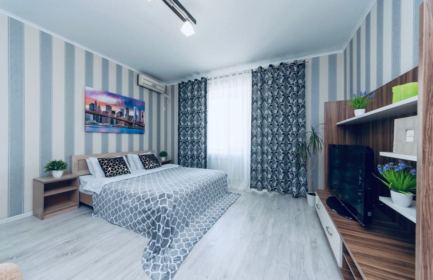 Уютная, чистая, очень теплая квартира на Ахматовой