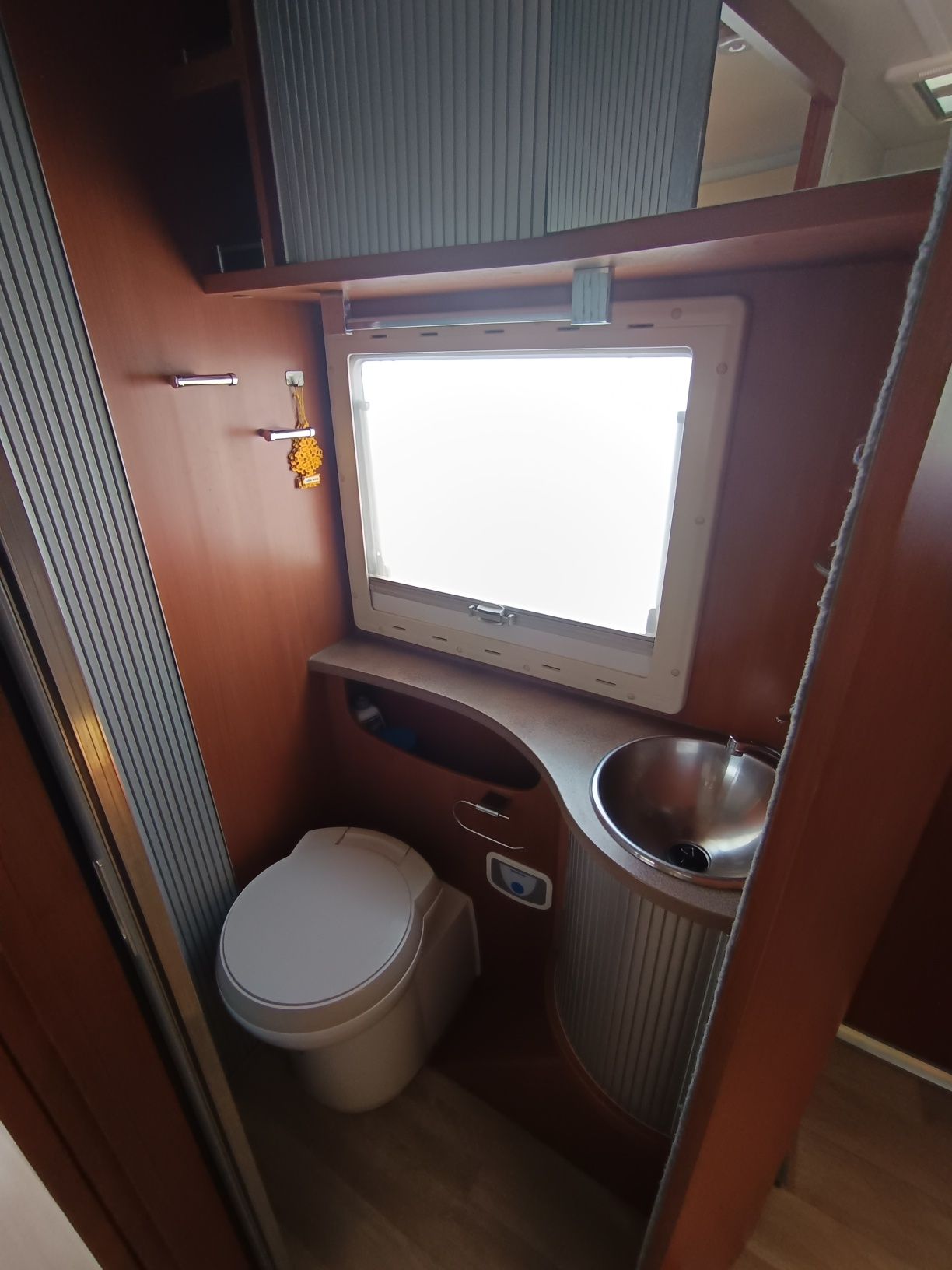 Autocaravana perfilada