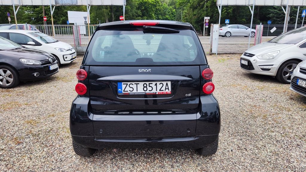 Smart Fortwo 2011 rok najbogatsze wyposażenie