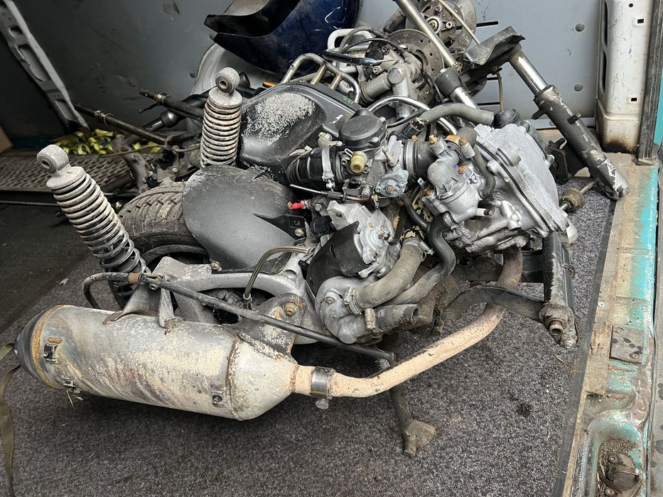 Piaggio mp3 125 silnik xevo