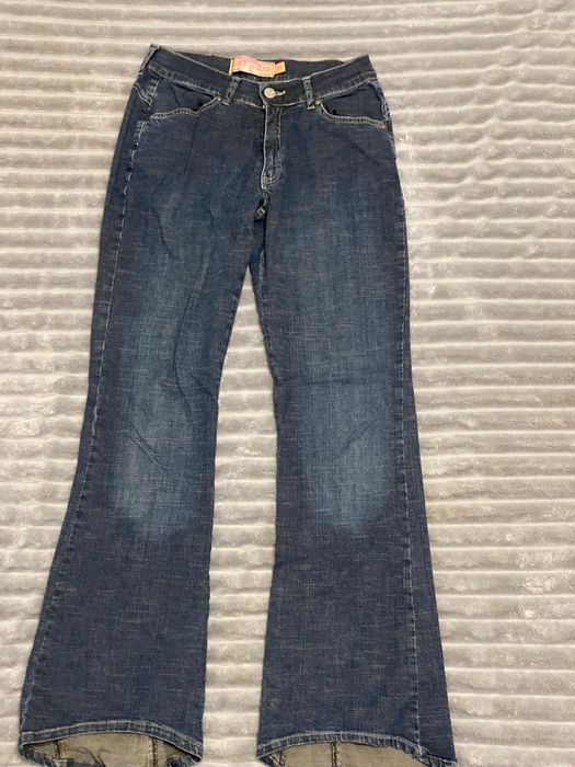 Джинси кльош 2000х