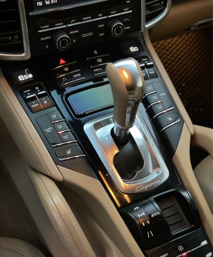 Porshe Cayenne 3,6 2012 офіціал , ідеальний стан
