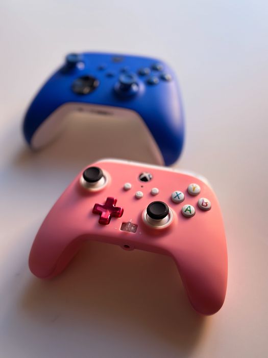 2 Comandos Xbox + bateria + fio