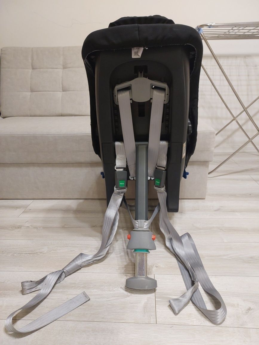 Fotelik samochodowy Britax Roomer max way 9-25 do jazdy tyłem