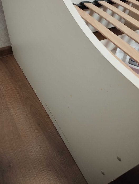 Односпальне ліжко з матрацом