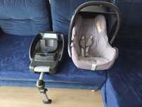 Baza EasyFix ISOFIX z fotelikiem samochodowym Maxi-Cosi CabrioFix