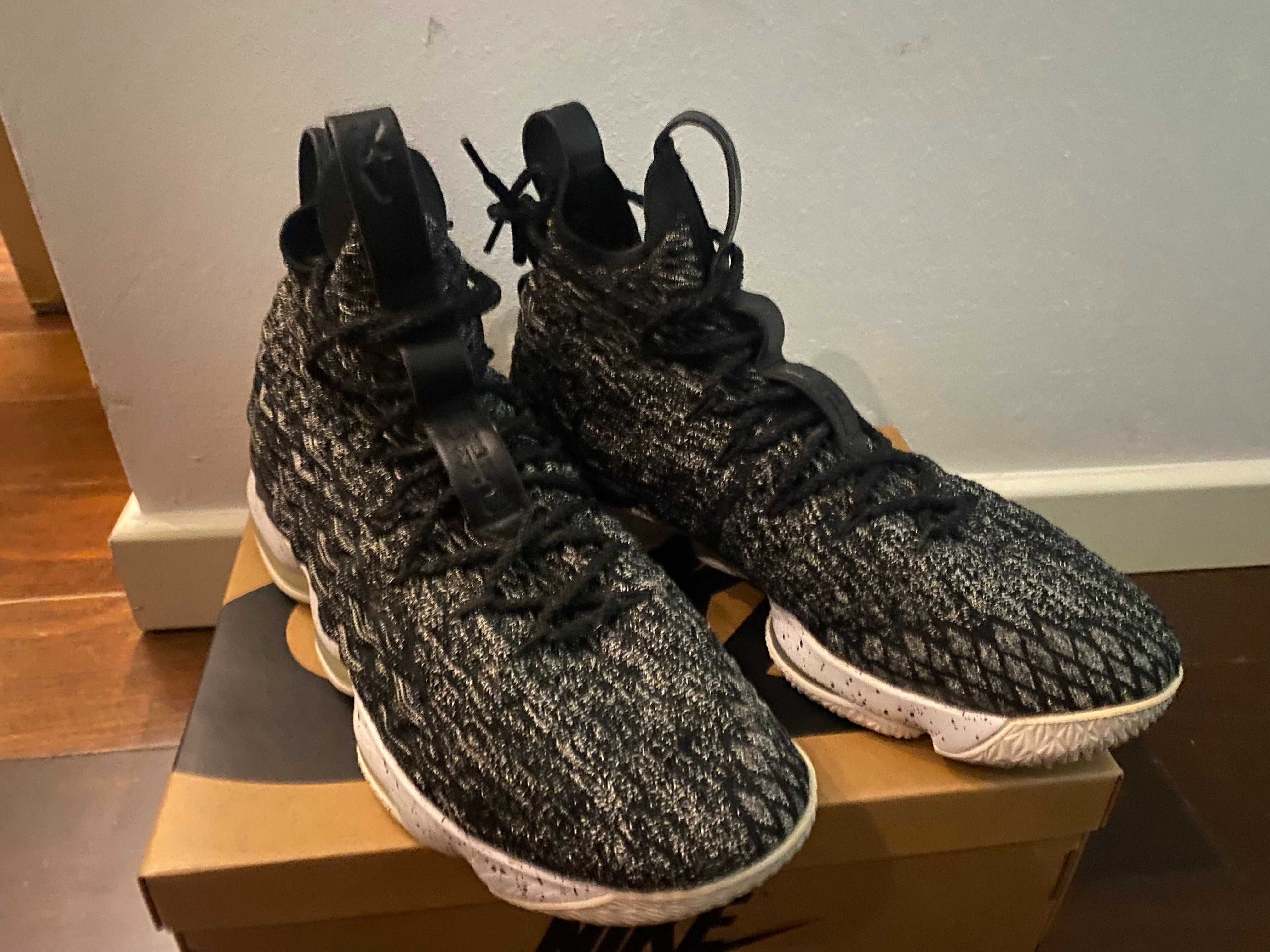 Nike Lebron 15 Ashes (42.5)