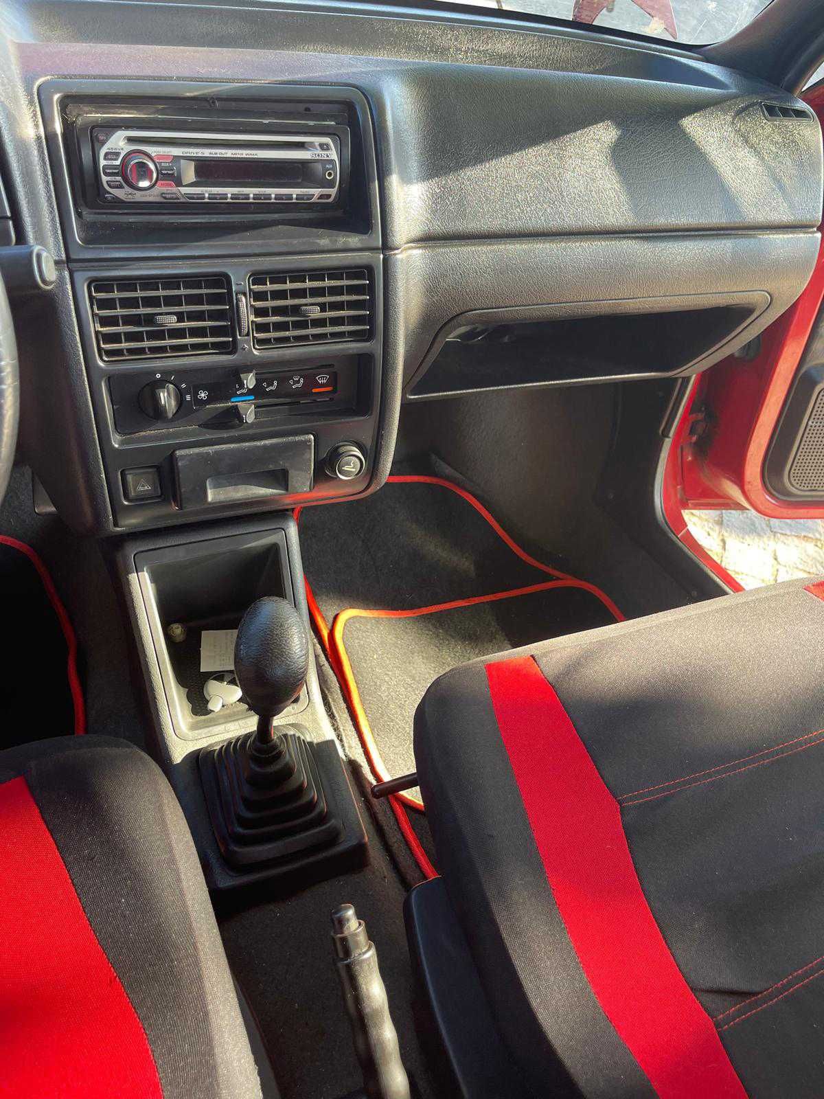 Citroen AX Tean 1000 sem nada a fazer,