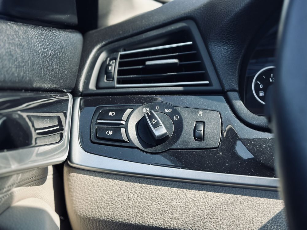 BMW 523i F10 2010рік.