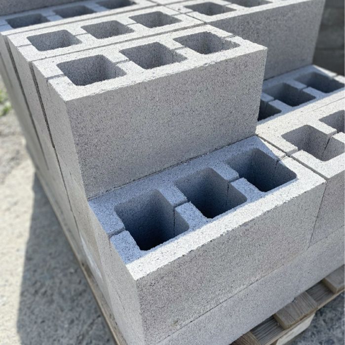 Блоки для будівництва  ,стінові блоки