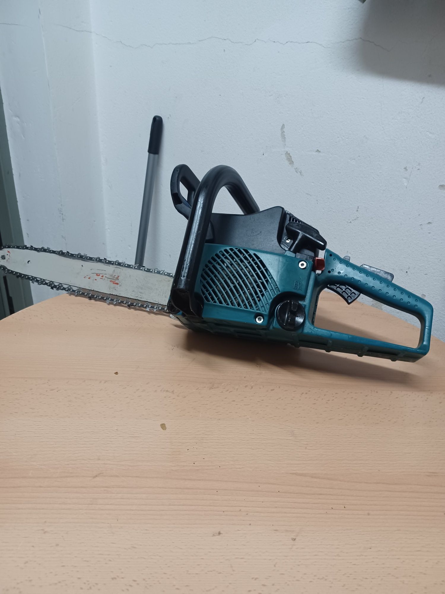 Piła spalinowa Makita DCS 400