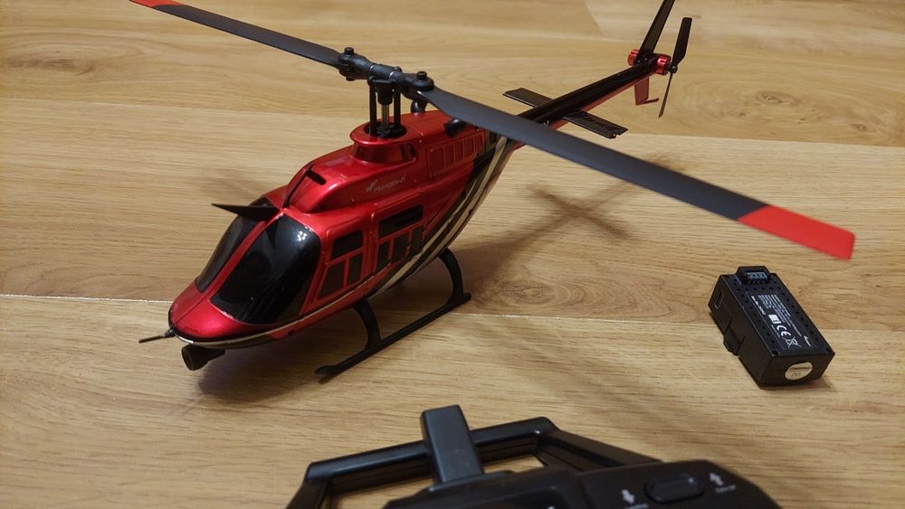 Helikopter jednowirnikowy Amewi wada baterii.