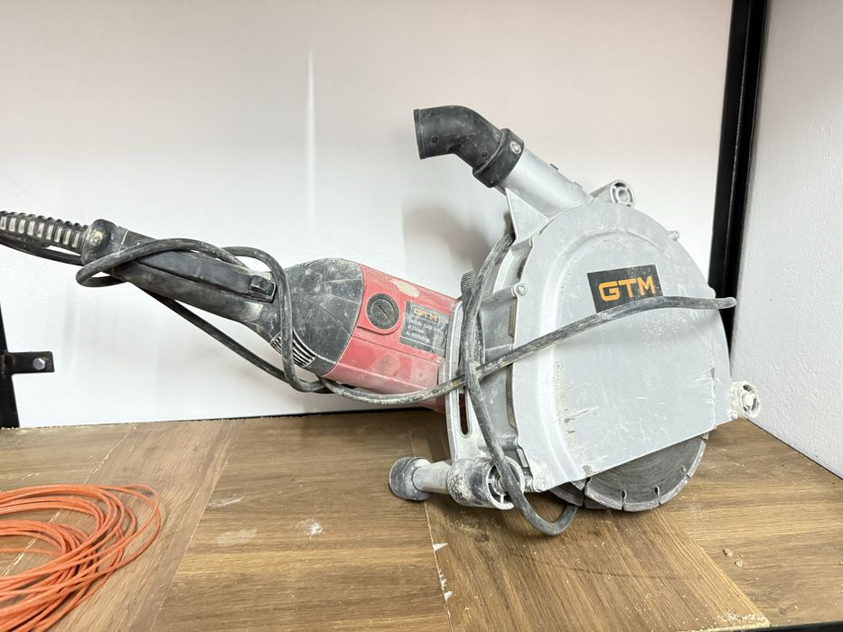 Штроборіз GTM WC230/2600E